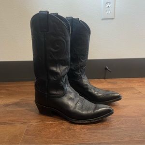 black justins cowboyboots